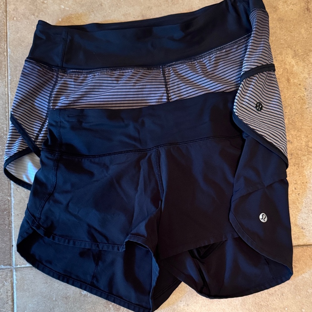 Lululemon Athletic Shorts Black Multi prt